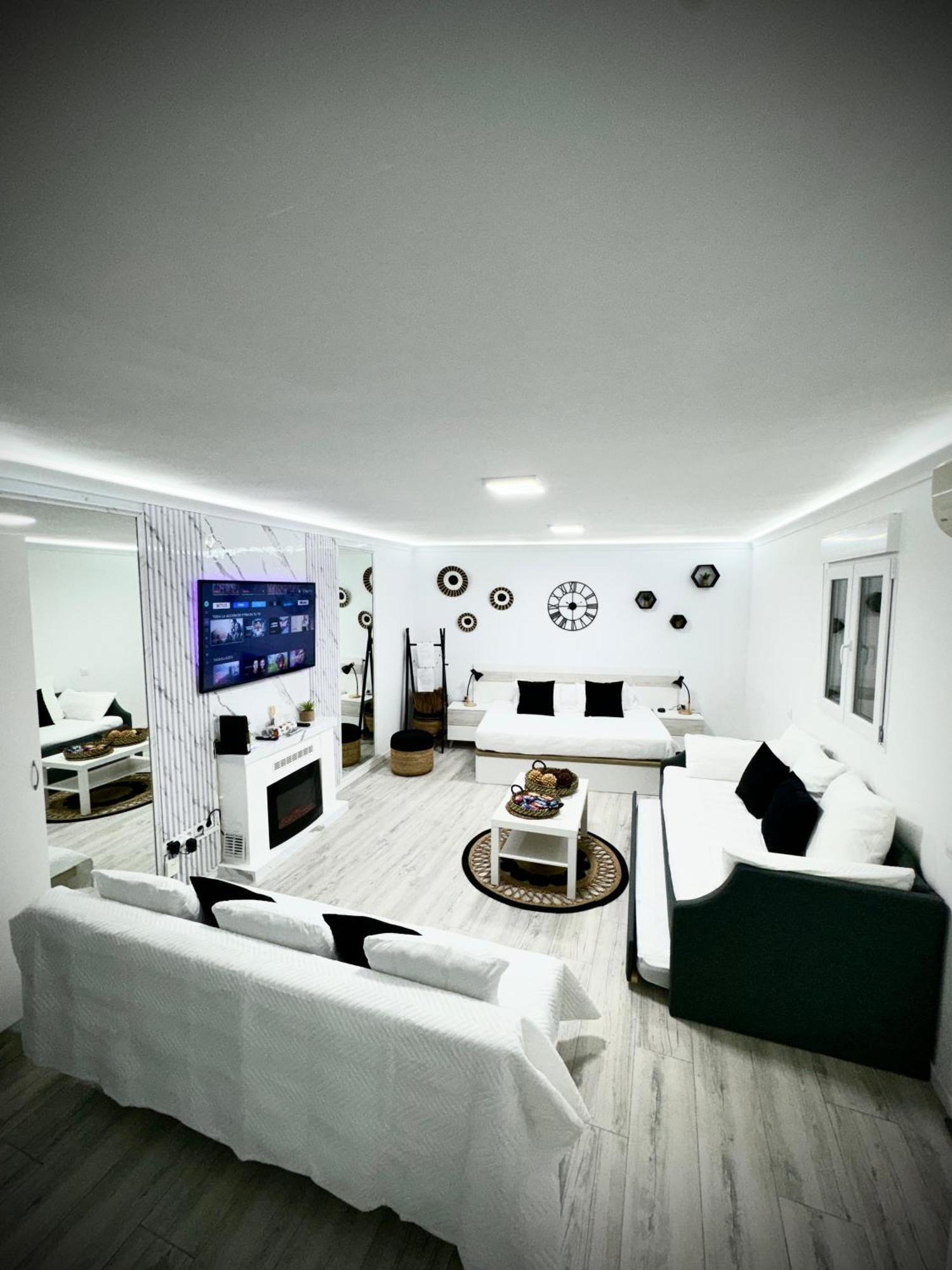 Madrid Centro Suite Vanguardista Exterior photo