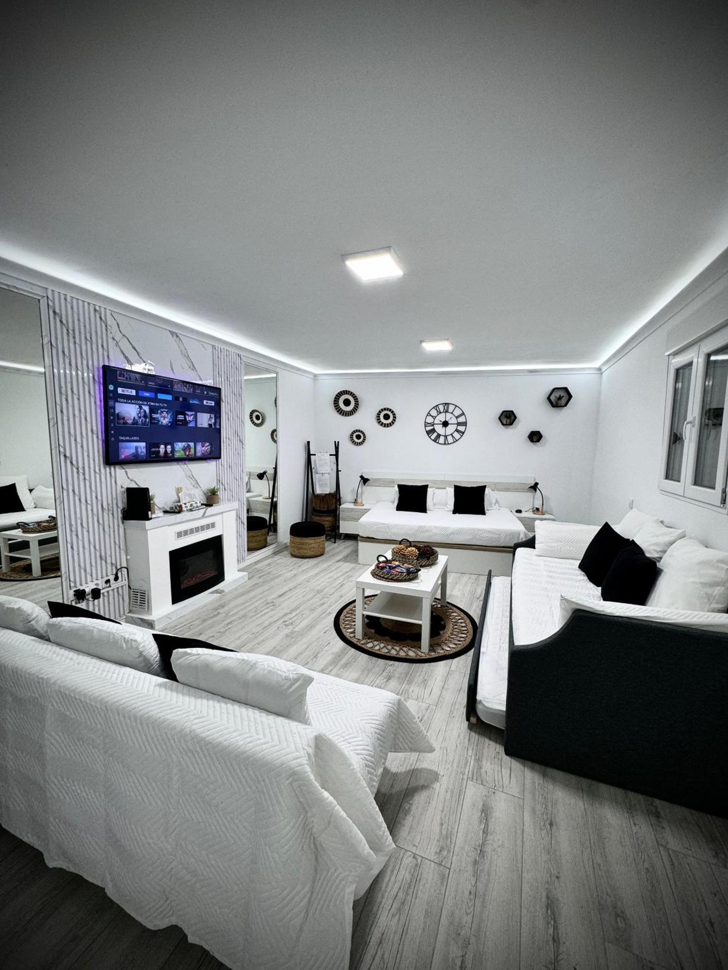 Madrid Centro Suite Vanguardista Exterior photo